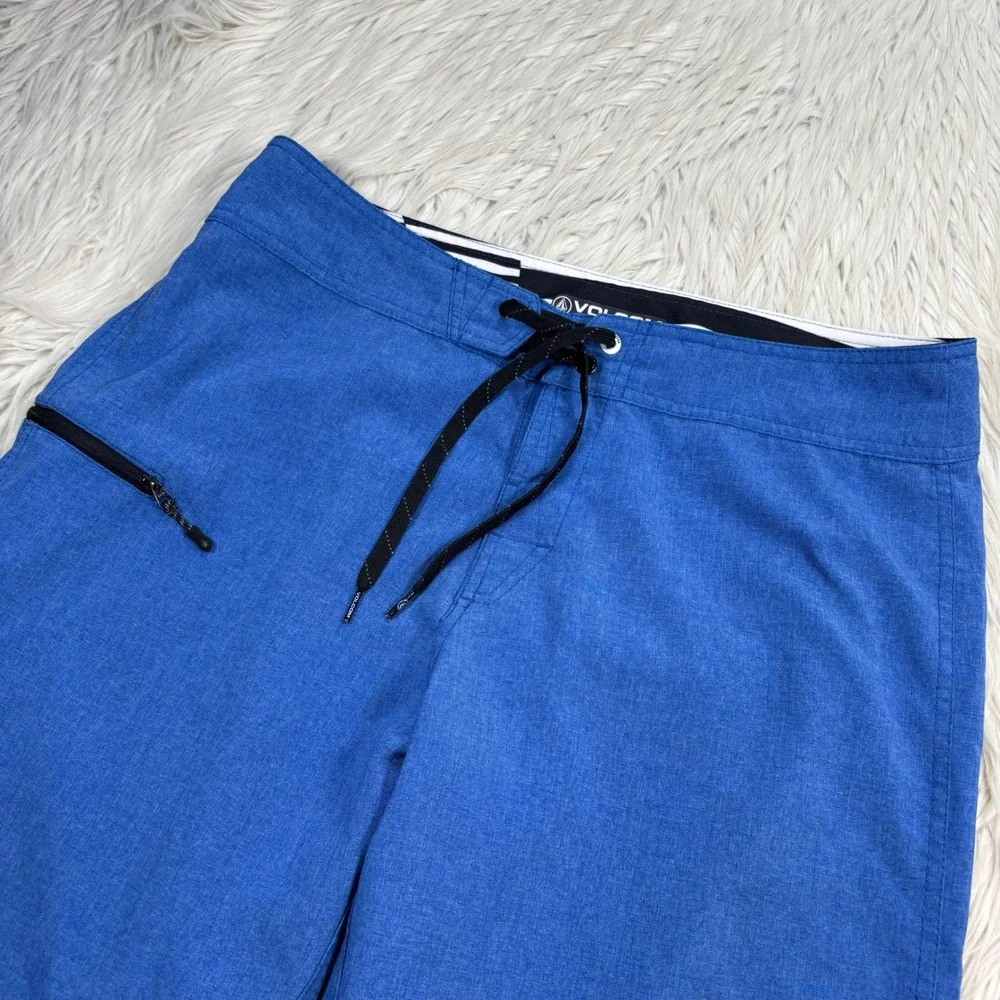 Volcom Men's 33 Blue Board Shorts 4-Way Stretch Surf Beach Swim Trunks